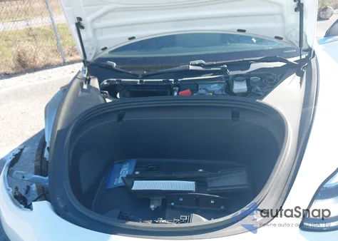 2020 Tesla Model 3 Standard Range Plus Rear-Wheel Drive/Standard Range Rear-Wheel Drive из США, поврежденный, VIN 5YJ3E1EA9LF645371